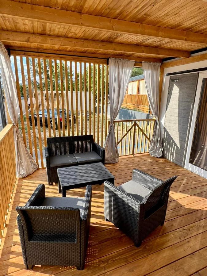 Villa Family Grand De Luxe Mobilhome Selce Bagian luar foto
