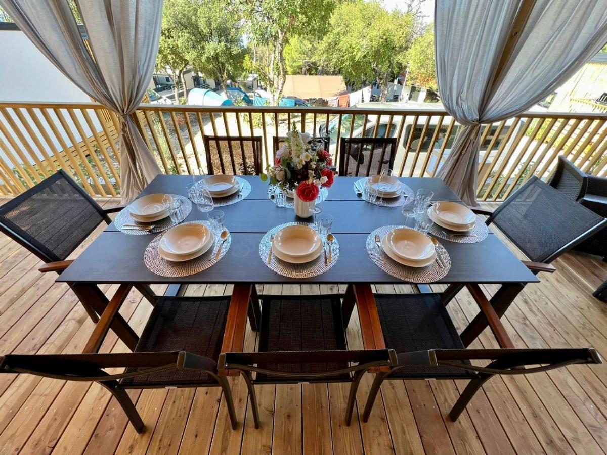 Villa Family Grand De Luxe Mobilhome Selce Bagian luar foto