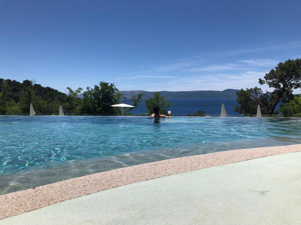 Villa Family Grand De Luxe Mobilhome Selce Bagian luar foto