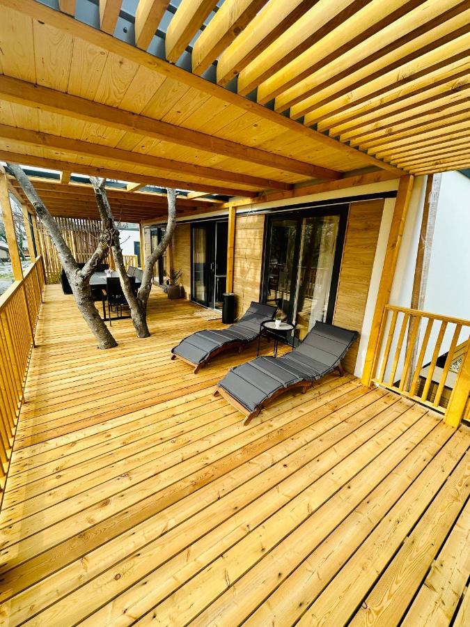 Villa Family Grand De Luxe Mobilhome Selce Bagian luar foto